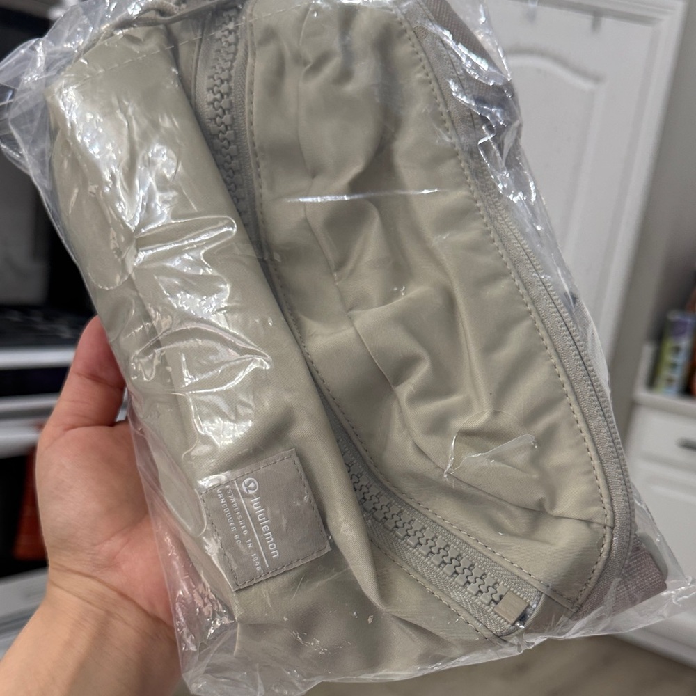 lululemon athletica Women’s Beige Belt Bag